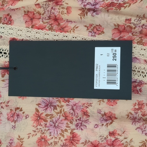 The Kooples Blouse Pink Floral Lace Insert 9 Perfect Strangers Nicole Kidman NWT - Picture 6 of 11